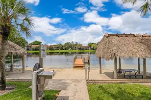900 Colony Point Cir, Pembroke Pines, FL 33026 - Photo 38