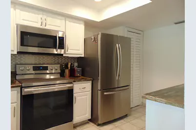 6854 NW 3rd Street, Margate, FL 33063 - Photo 14