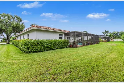 415 Sailboat Circle, Weston, FL 33326 - Photo 2