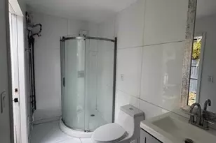 1140 NE 15th Ave, Fort Lauderdale, FL 33304 - Photo 4
