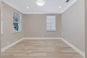 379 Columbus St, Palm Beach Gardens, FL 33410 - Photo 6