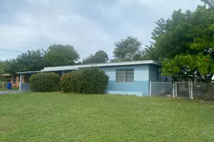 3015 SW 2nd St, Fort Lauderdale, FL 33312 - Photo 2