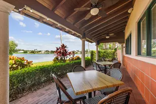 7910 Pine Island Way, West Palm Beach, FL 33411 - Photo 40