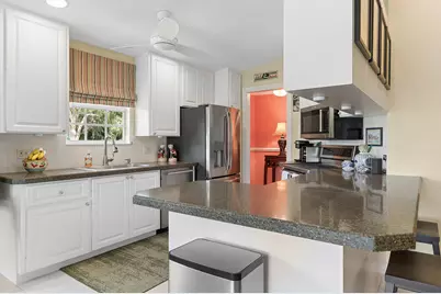 7910 Pine Island Way, West Palm Beach, FL 33411 - Photo 10