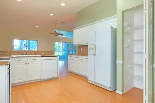 7299 Lugano Dr, Boynton Beach, FL 33437 - Photo 10