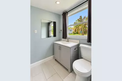 115 Walker Avenue #Unit d, Greenacres, FL 33463 - Photo 6