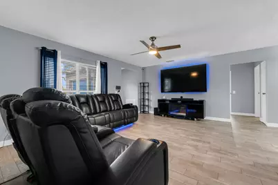 3740 NW 113th Avenue, Sunrise, FL 33323 - Photo 10