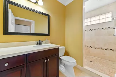 8249 Viale Matera, Lake Worth, FL 33467 - Photo 20