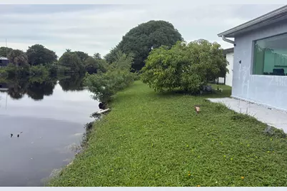 6810 NW 26th Street, Sunrise, FL 33313 - Photo 18