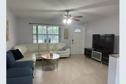 6810 NW 26th Street, Sunrise, FL 33313 - Photo 2