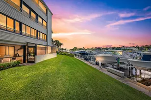 513 Oak Harbour Dr, Juno Beach, FL 33408 - Photo 2