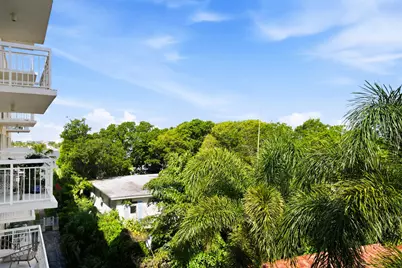 250 Bradley Place #504, Palm Beach, FL 33480 - Photo 10