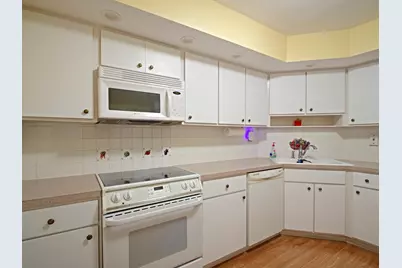 3575 Broken Woods Drive #301, Coral Springs, FL 33065 - Photo 10