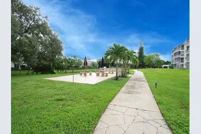 3575 Broken Woods Drive #301, Coral Springs, FL 33065 - Photo 16