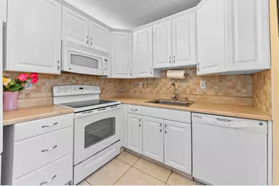 426 Burgundy I, Delray Beach, FL 33484 - Photo 6