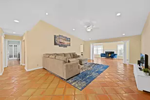 6760 Hollandaire Dr W, Boca Raton, FL 33433 - Photo 2
