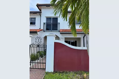 3536 NW 29th Place #3536, Lauderdale Lakes, FL 33311 - Photo 2