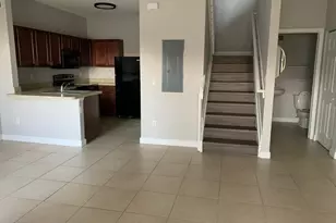 3536 NW 29th Pl, Lauderdale Lakes, FL 33311 - Photo 4