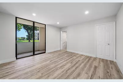 5190 Las Verdes Circle #105, Delray Beach, FL 33484 - Photo 10