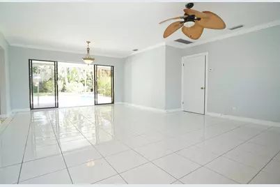 127 Bravado Lane, West Palm Beach, FL 33404 - Photo 4