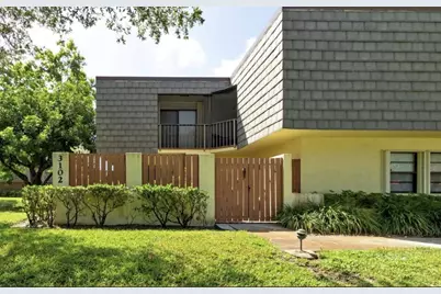 3106 SE Brook Street, Stuart, FL 34997 - Photo 1
