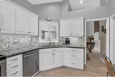 22650 Meridiana Drive, Boca Raton, FL 33433 - Photo 12