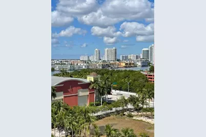 330 Sunny Isles Boulevard #803, Sunny Isles Beach, FL 33160 - Photo 18