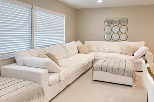 1811 N Hiatus Rd, Pembroke Pines, FL 33026 - Photo 10