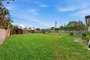 3847 Roan Ct E, West Palm Beach, FL 33403 - Photo 26