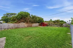 3847 Roan Ct E, West Palm Beach, FL 33403 - Photo 22