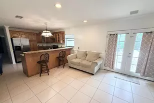 2855 Boston Ct, Lake Worth, FL 33462 - Photo 4