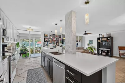 103 Half Moon Circle #C1, Hypoluxo, FL 33462 - Photo 10