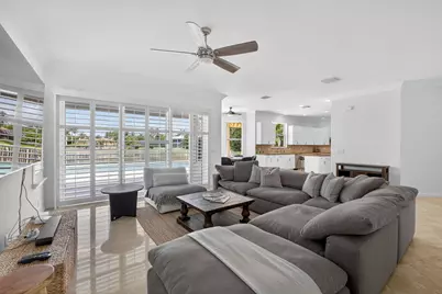 11587 Manatee Bay Lane, Wellington, FL 33449 - Photo 12
