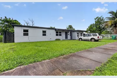 19320 NW 6th Court, Miami Gardens, FL 33169 - Photo 4