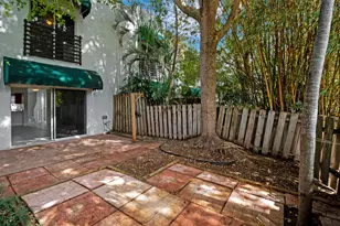 690 SE 23rd Ave, Pompano Beach, FL 33062 - Photo 16
