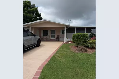 8179 Sandwedge Terrace, Port Saint Lucie, FL 34952 - Photo 2