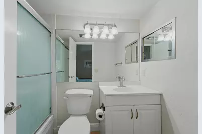 173 Kent J, West Palm Beach, FL 33417 - Photo 12