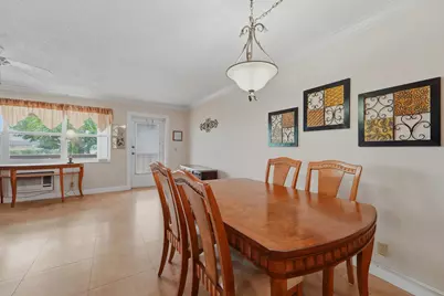 173 Kent J, West Palm Beach, FL 33417 - Photo 6