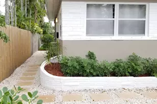 1000 NE 17th Ct, Fort Lauderdale, FL 33305 - Photo 28