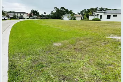 156 SE Via Bisento, Port Saint Lucie, FL 34952 - Photo 4