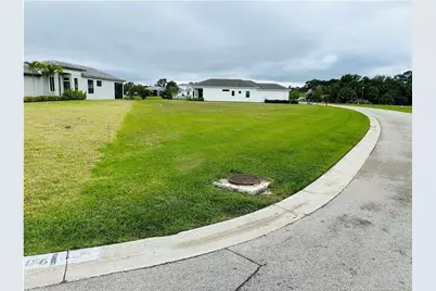 156 SE Via Bisento, Port Saint Lucie, FL 34952 - Photo 1