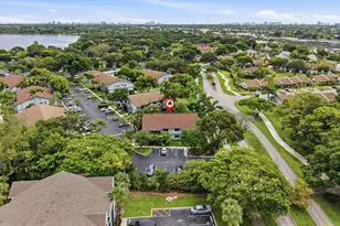 2753 S Oakland Forest Dr, Oakland Park, FL 33309 - Photo 42