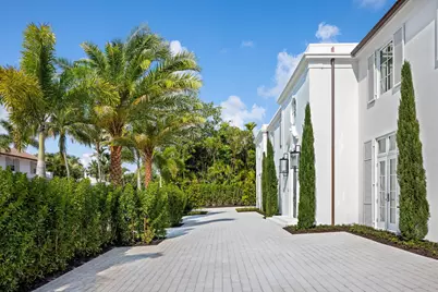 301 Plantation Road, Palm Beach, FL 33480 - Photo 4