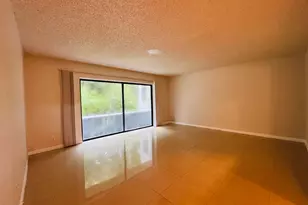 2050 N Congress Ave, West Palm Beach, FL 33401 - Photo 2