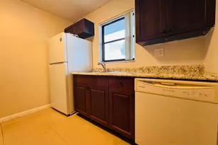 2050 N Congress Ave, West Palm Beach, FL 33401 - Photo 10