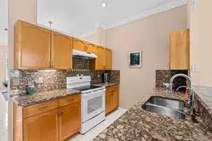 656 Lake Wellington Dr, Wellington, FL 33414 - Photo 10