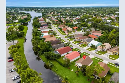 656 Lake Wellington Drive, Wellington, FL 33414 - Photo 30