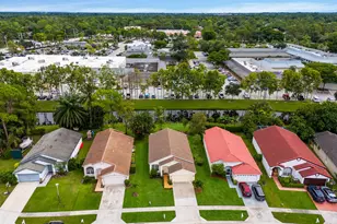 656 Lake Wellington Dr, Wellington, FL 33414 - Photo 34