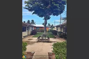 410 NE 12th Ave, Pompano Beach, FL 33060 - Photo 2