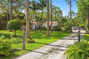 12078 165th Rd N, Jupiter, FL 33478 - Photo 2